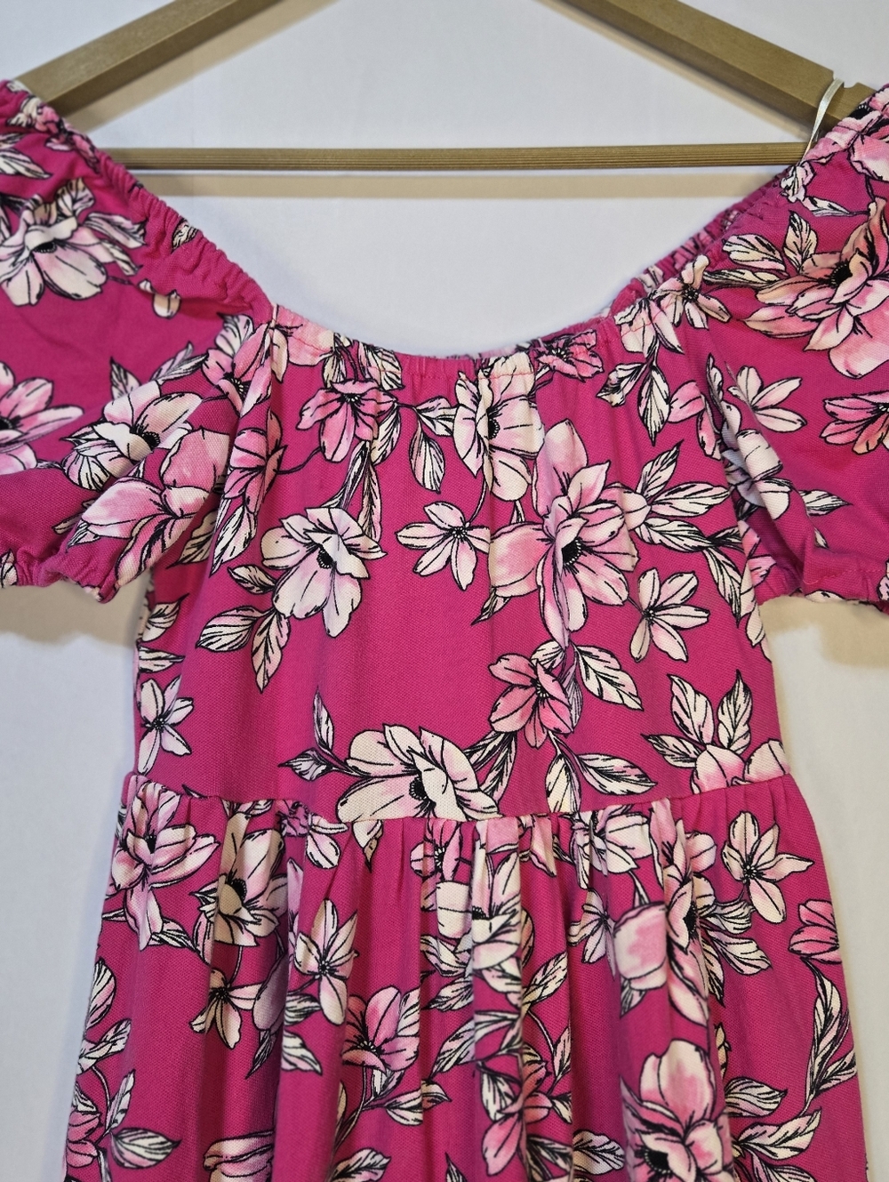 C WONDER (Christian Siriano) Hot Pink Floral Tiered Dress With Puff Sleeves NWOT - Picture 3 of 9